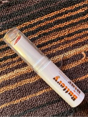 AOA Studio Buttery Blur Creamy Lipstick Vampy